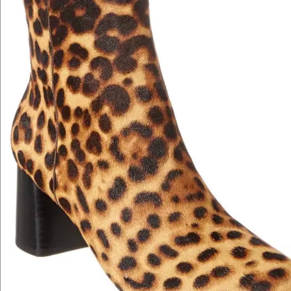 Taryn Rose  Cathy Calf Hair Chelsea Boot 7.5